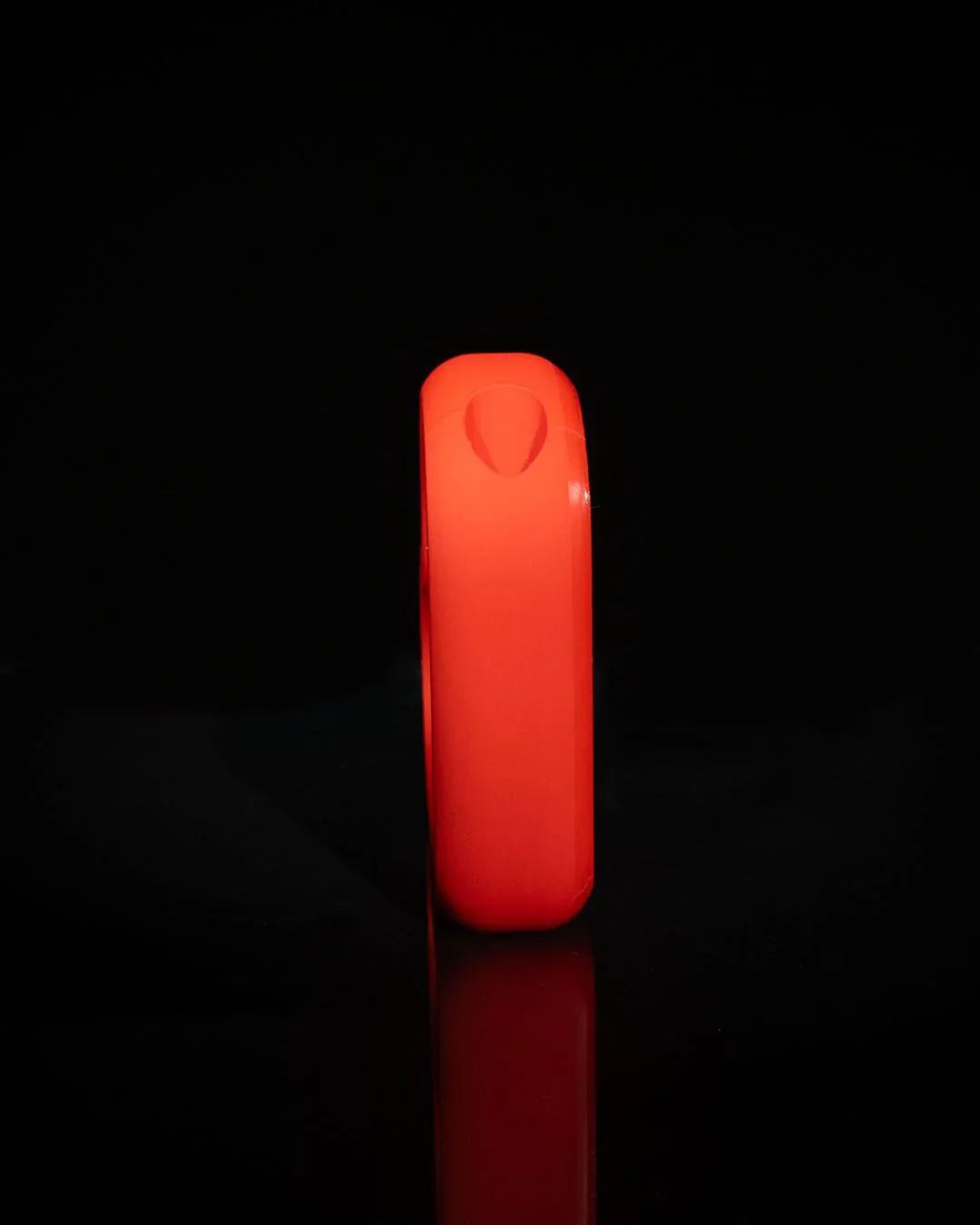 Vaso Cuore Rosso - Espressione di Amore Floreale